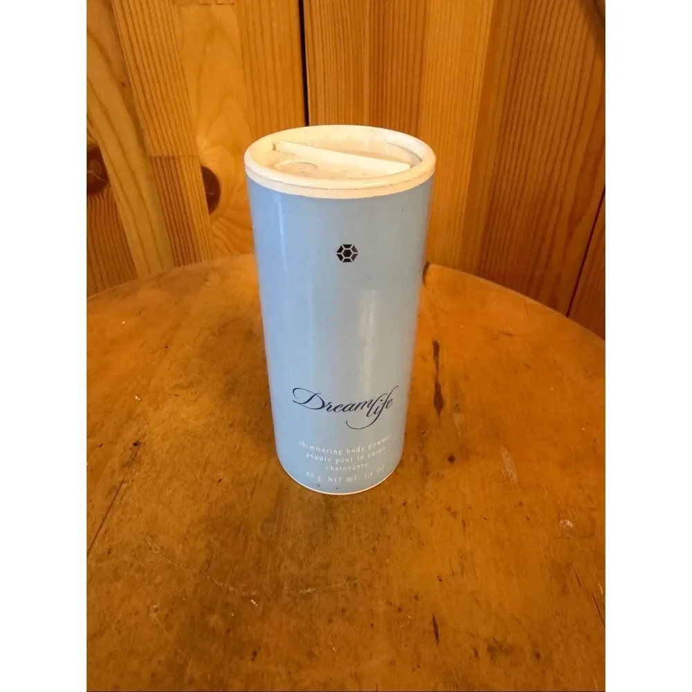 Avon Dreamlife Talc Shimmering Body Powder 1.4 oz Dream Life (7880)